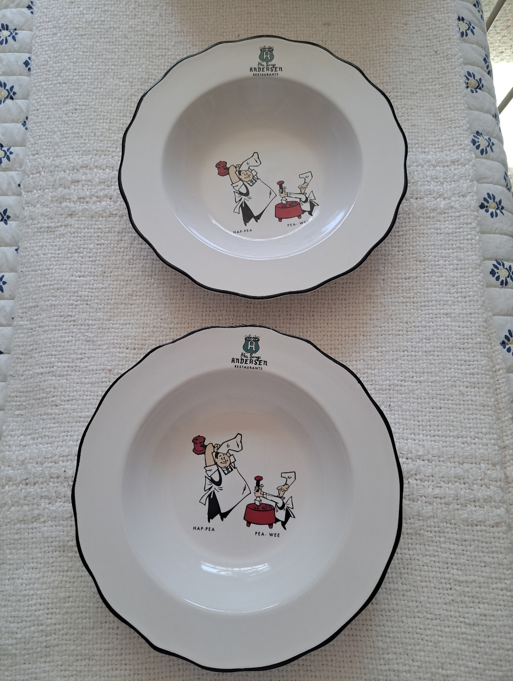 2 Vtg Andersen Pea Soup Restaurant California " Made In China " Bowls
